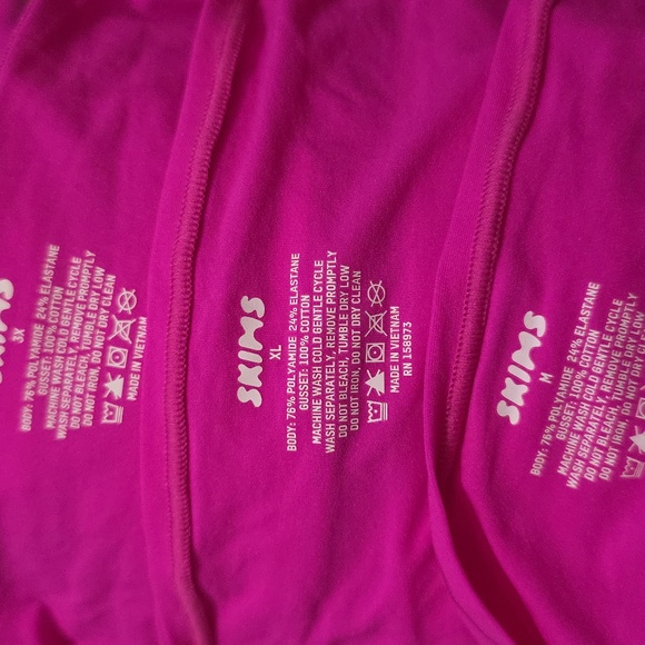 NWOT SKIMS Fits Everybody FULL Brief /FUCHSIA/ M, XL, 3X - Picture 8 of 10